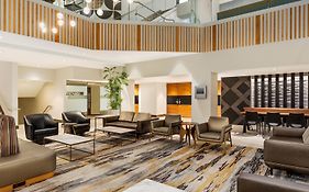 Crowne Plaza Seattle - No Resort Fee - Newly Renovated Ihg Hotel